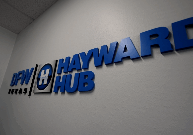 Hayward Omnipad Sign